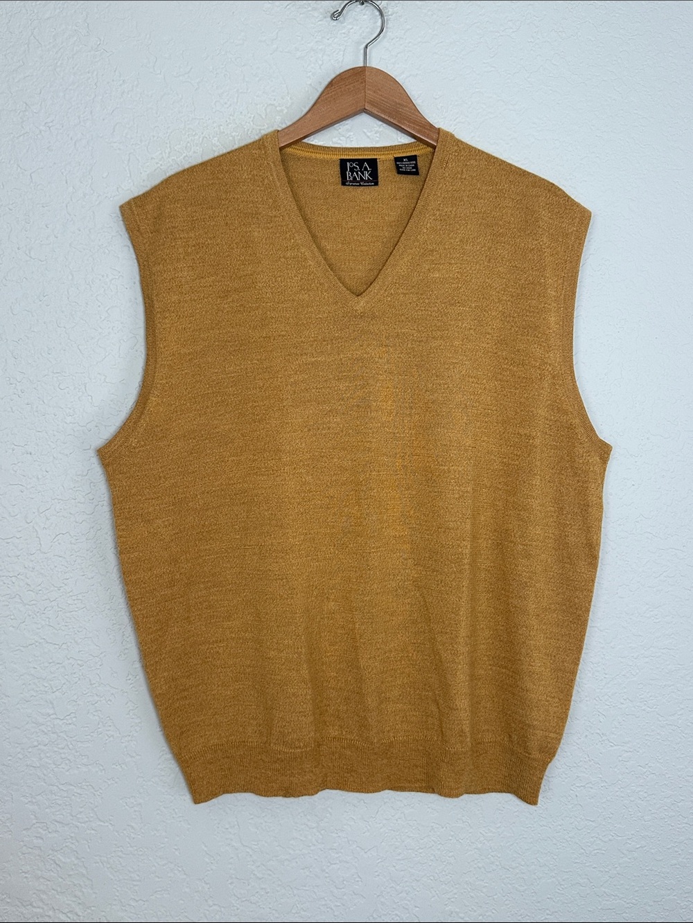 NEW Jos. A. Bank Gold Mustard V-Neck Sweater Vest 100% Merino Wool Preppy Fall